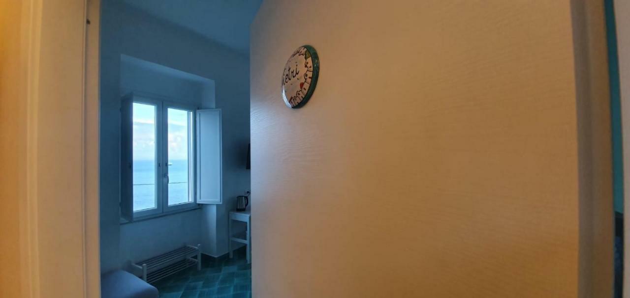 B&B Fish Vietri Eksteriør bilde